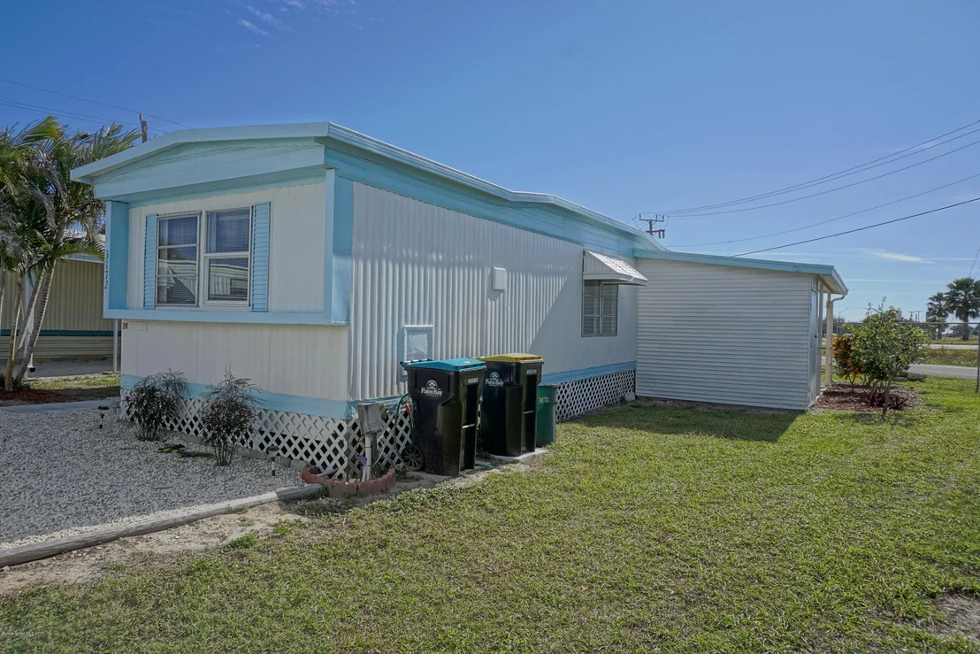 Photo of 3172 Indian River Drive NE