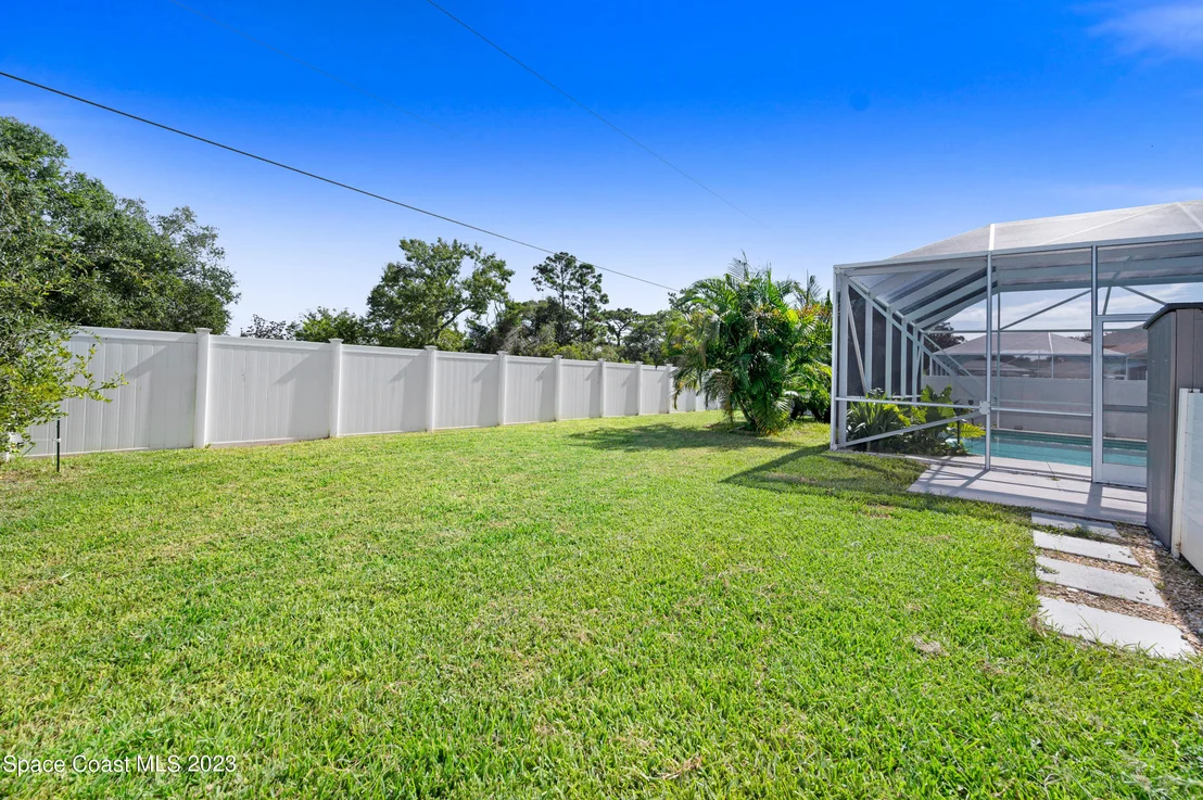 Photo of 1421 Whitman Drive