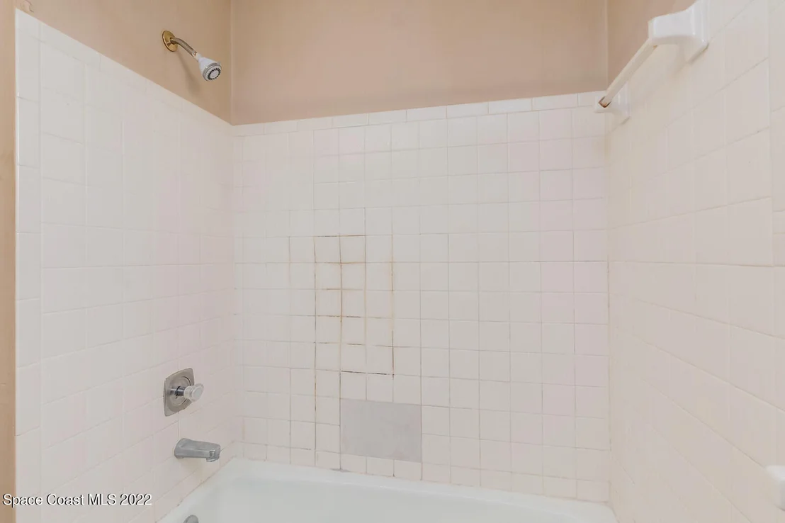 Photo of 2889 Wright Avenue