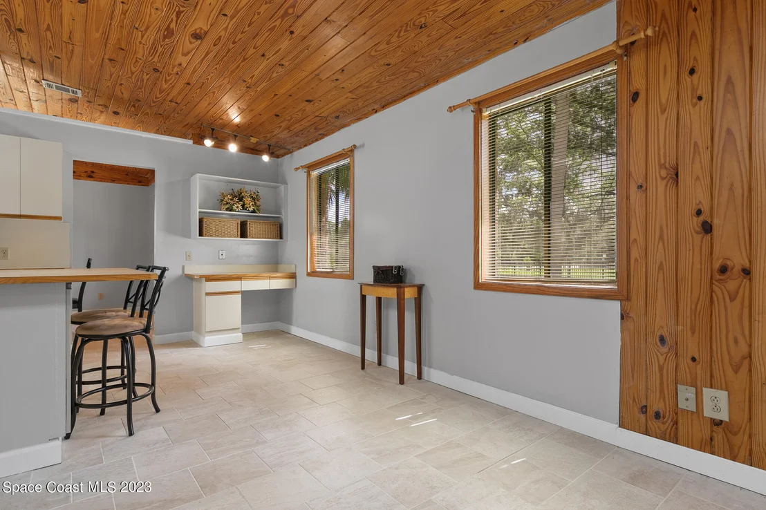 Photo of 4493 Country Road
