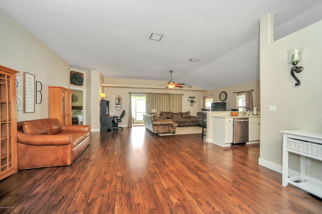 Photo of 1164 Sedgewood Circle