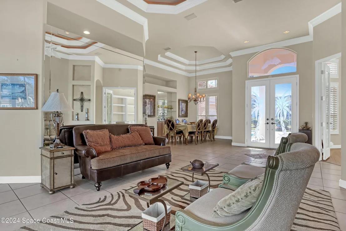 Photo of 402 Flanders Drive