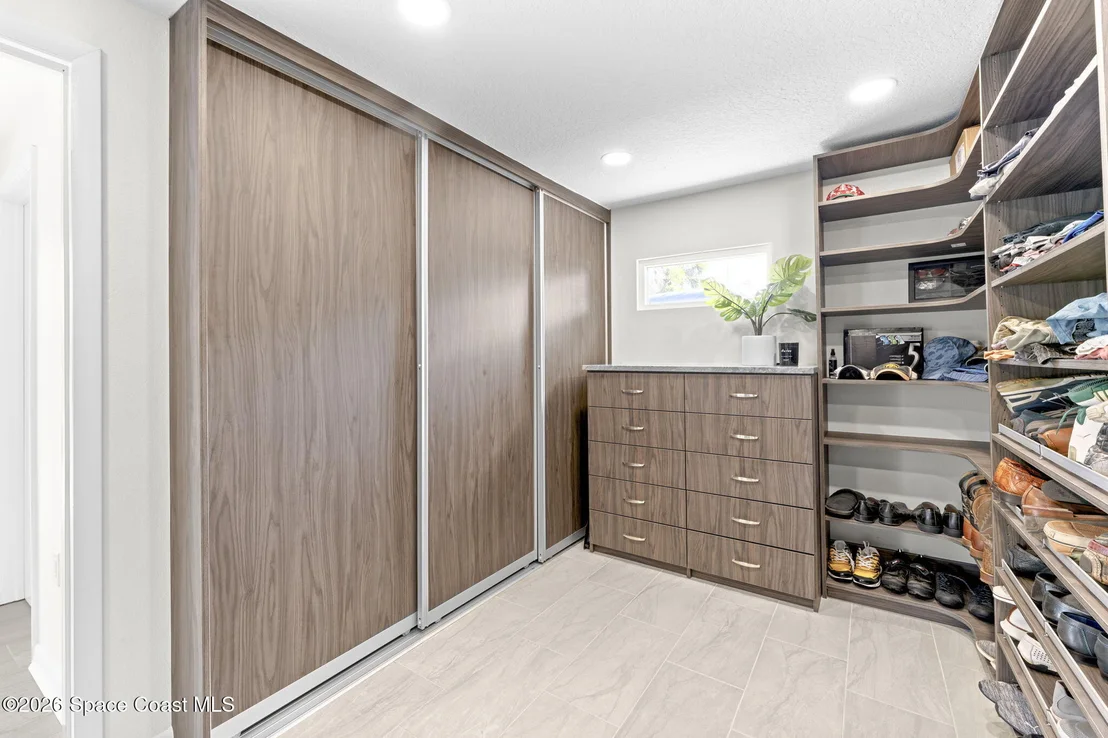 Photo of 500 Seabreeze Drive