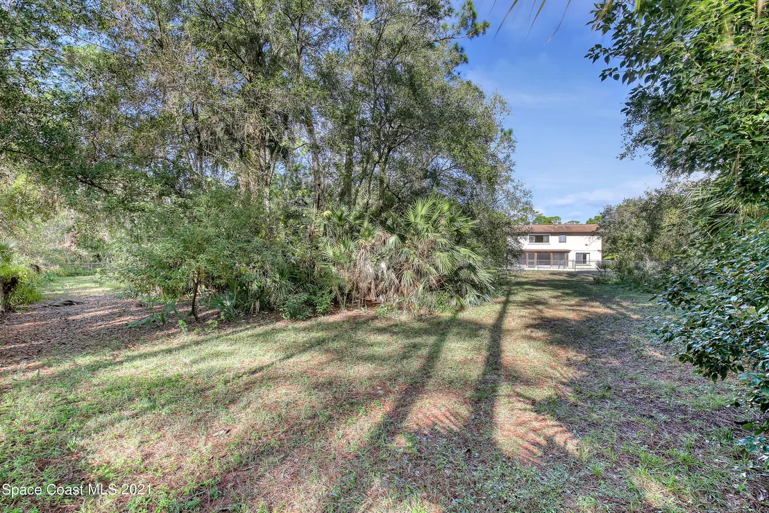 Photo of 2502 Meadow Lane
