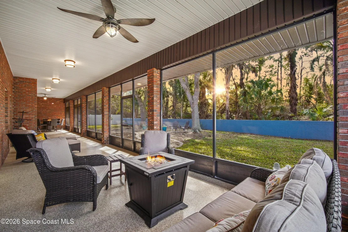 Photo of 572 Lake Ashley Circle