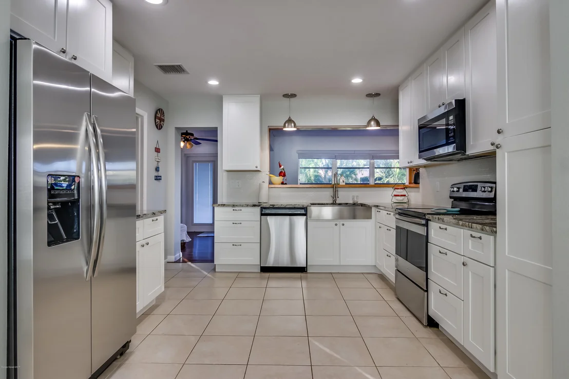 Photo of 731 Montclair Road NE