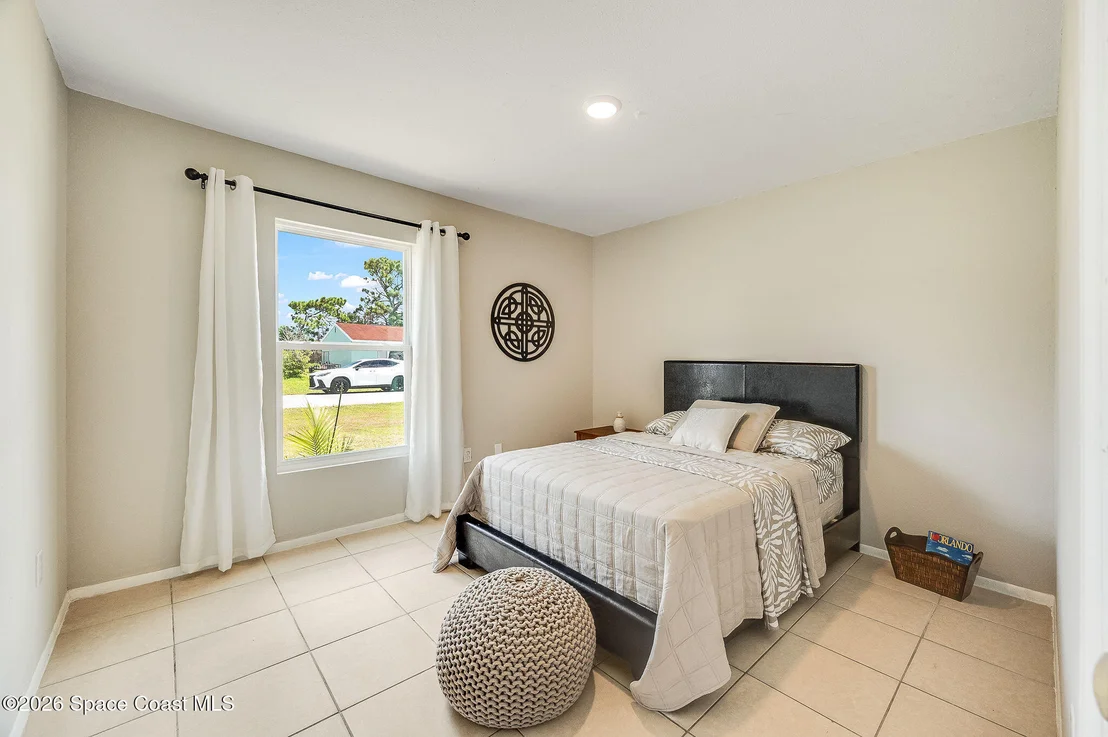 Photo of 730 Azure Avenue NE