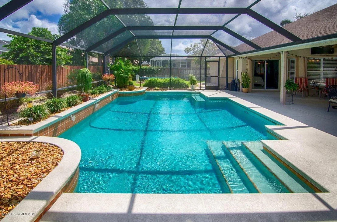 Photo of 5977 Newbury Circle