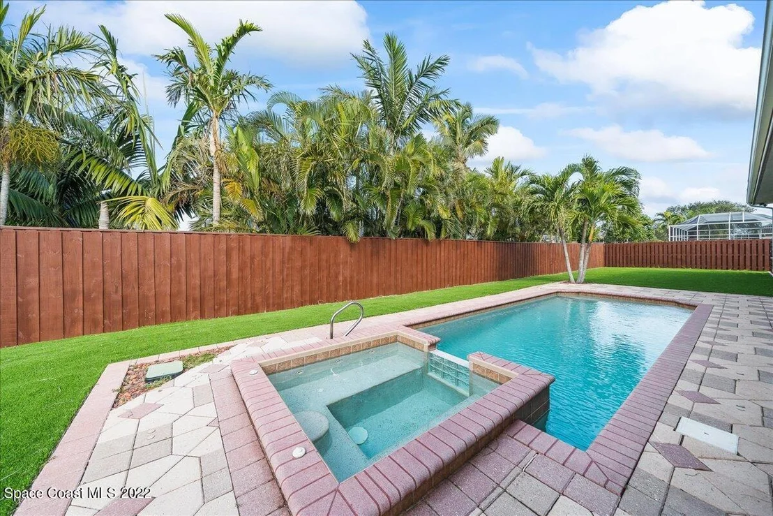 Photo of 416 Rio Villa Boulevard