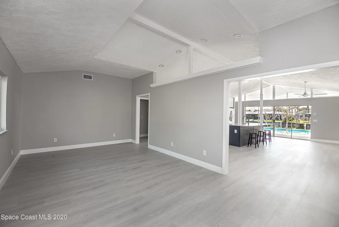 Photo of 47 Westview Lane