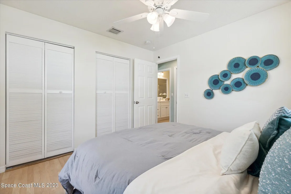 Photo of 468 Tulip Drive