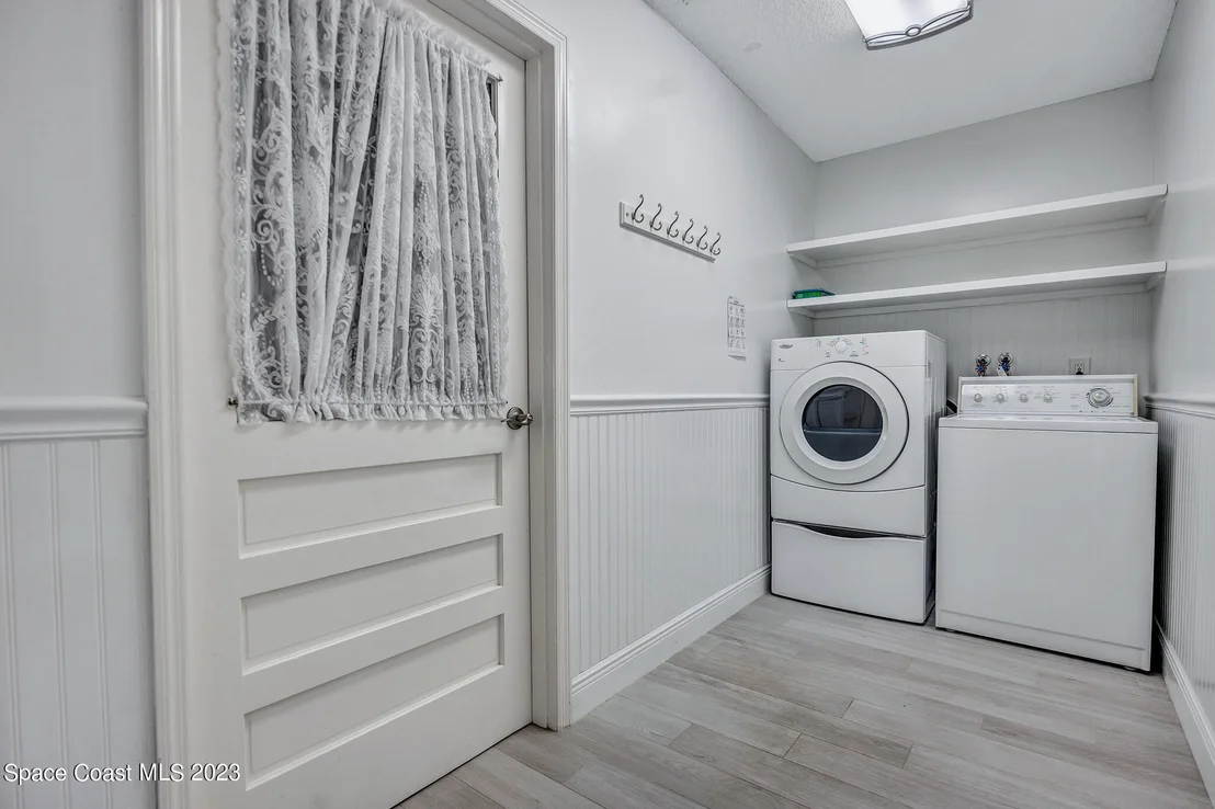 Photo of 224 Chalet Avenue
