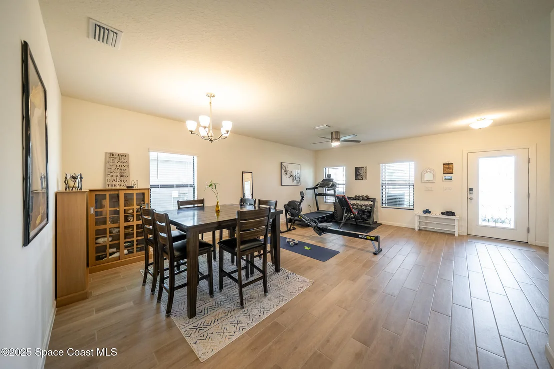 Photo of 289 Wiregrass Avenue