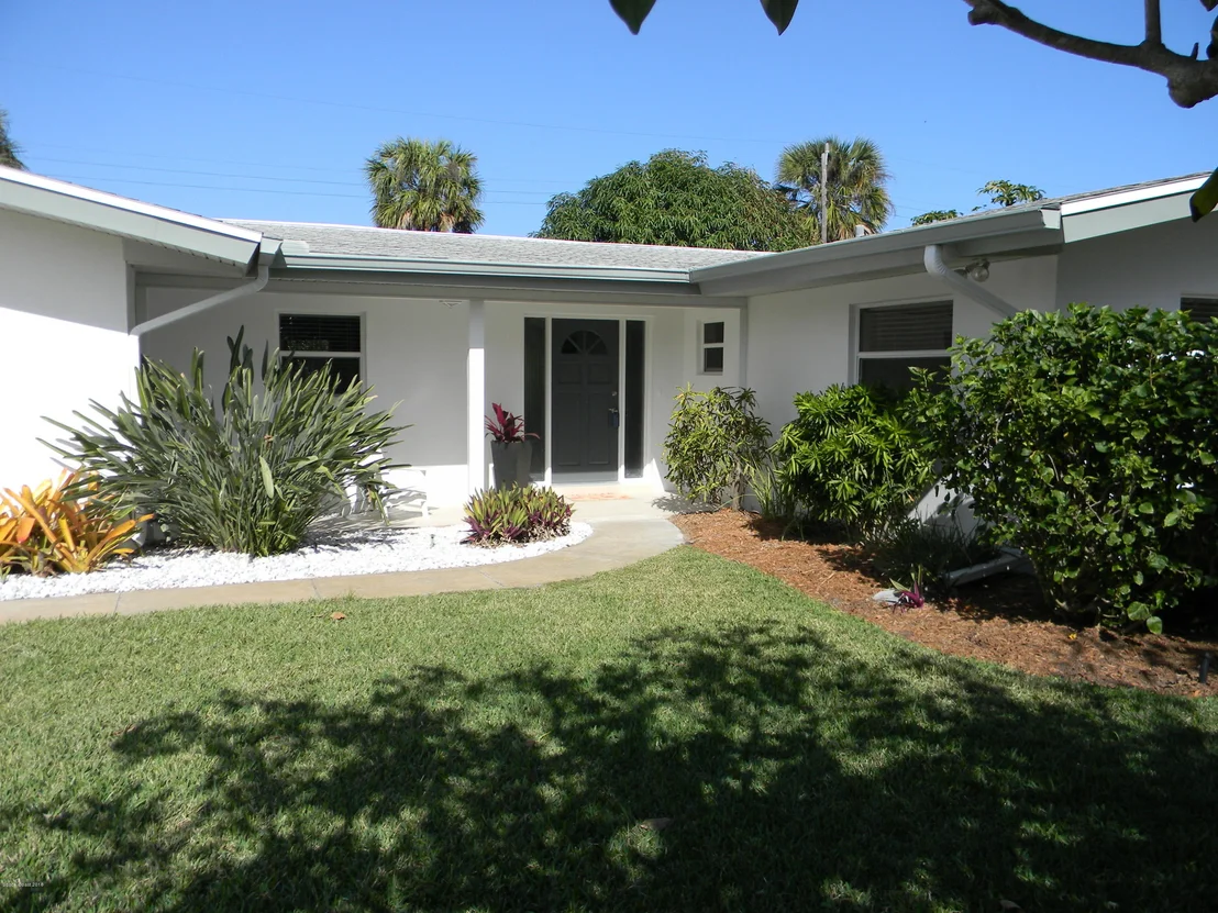Photo of 130 Tenth Avenue