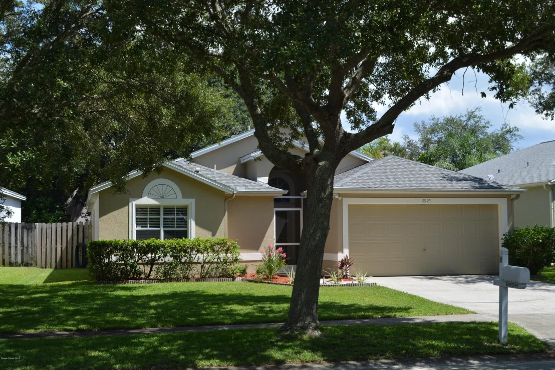 Photo of 6995 Hammock Trace Drive