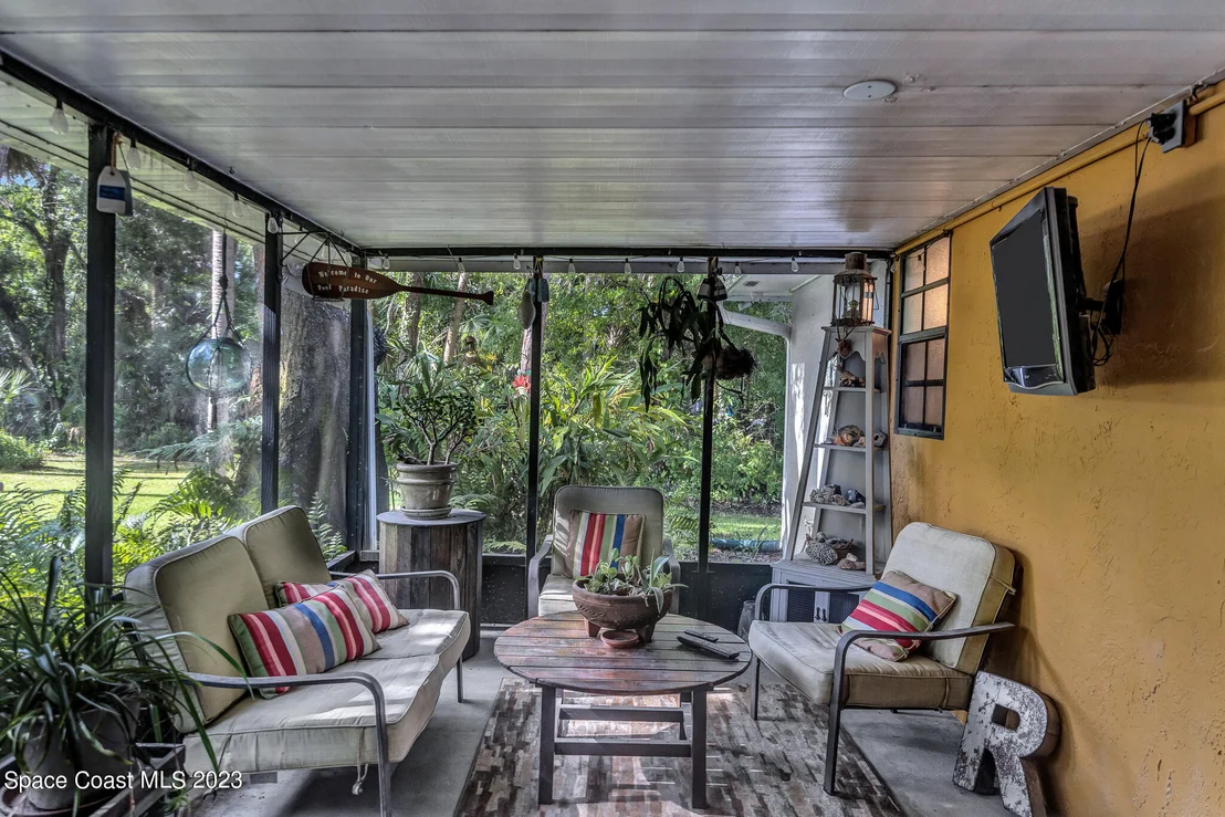 Photo of 2365 Homestead Lane