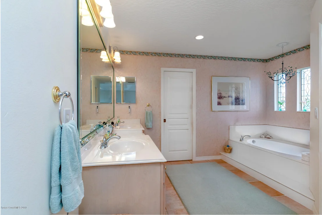Photo of 220 Seaglass Drive