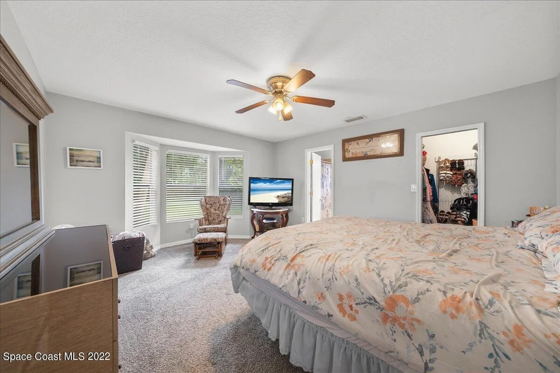 Photo of 6165 Corning Road