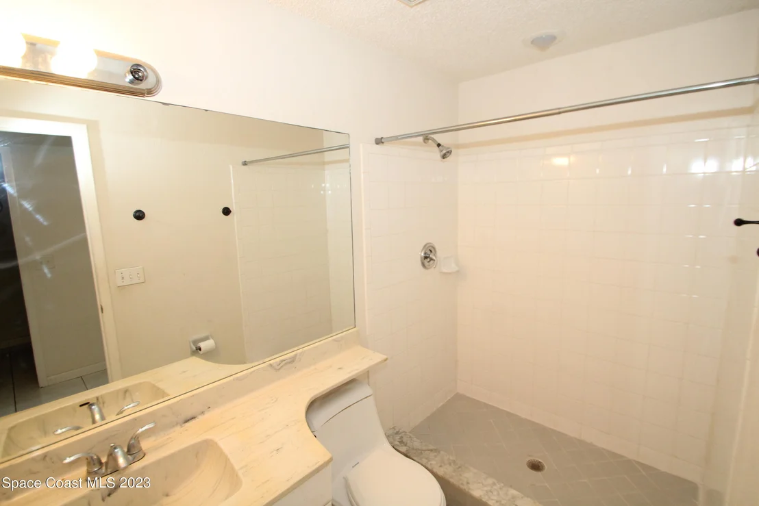 Photo of 1802 Pace Drive NW