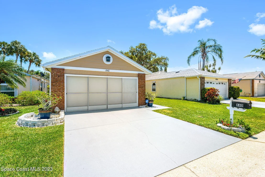 Photo of 840 Cross Lake Drive