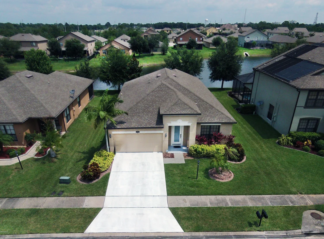 Photo of 1221 Bolle Circle