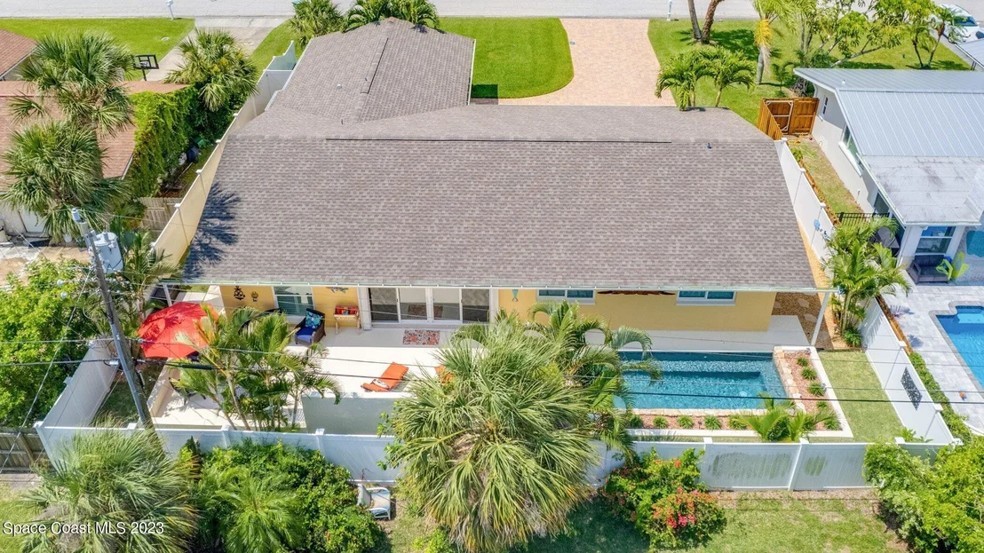 Photo of 340 Dorset Drive