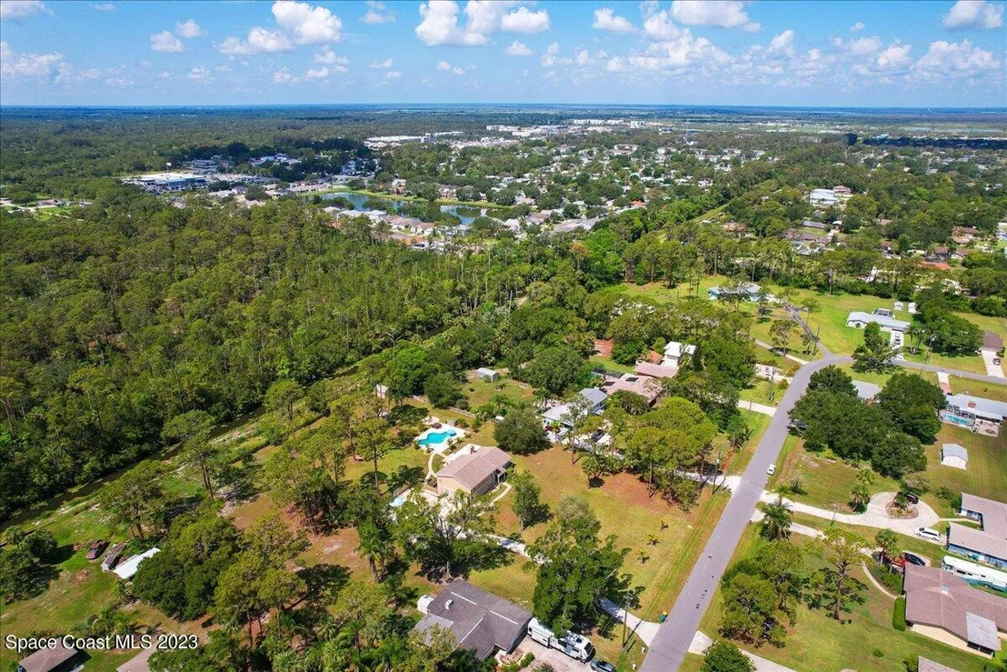 Photo of 8615 Sylvan Drive