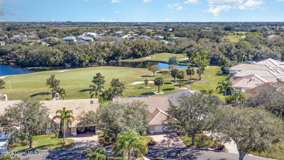 Photo of 914 Palm Brook Drive