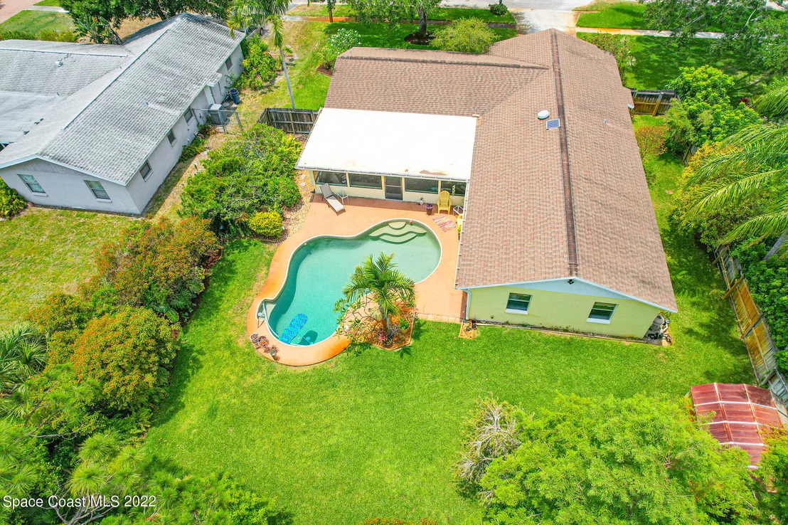 Photo of 2701 Golfview Drive