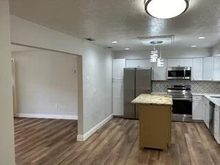 Photo of 925 Temple Drive