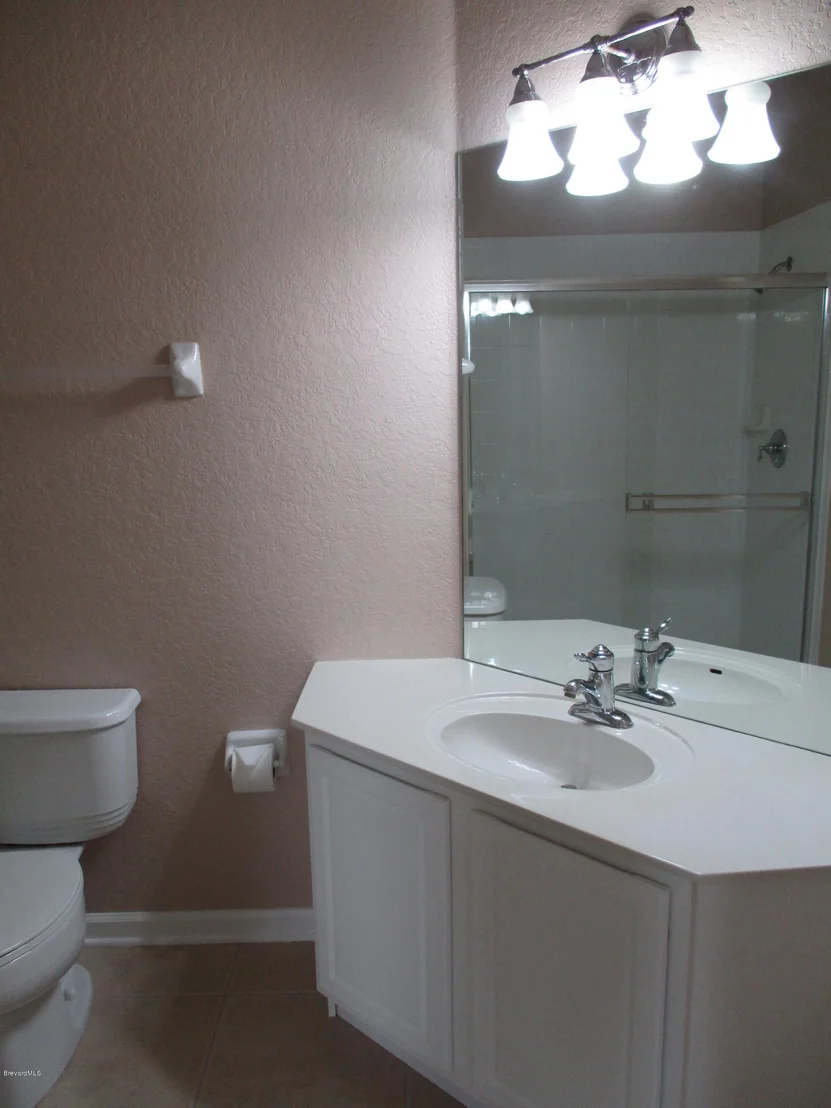 Photo of Unit 404 at 3848 Lexmark Lane