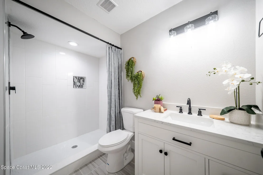 Photo of 5075 Jumper Street