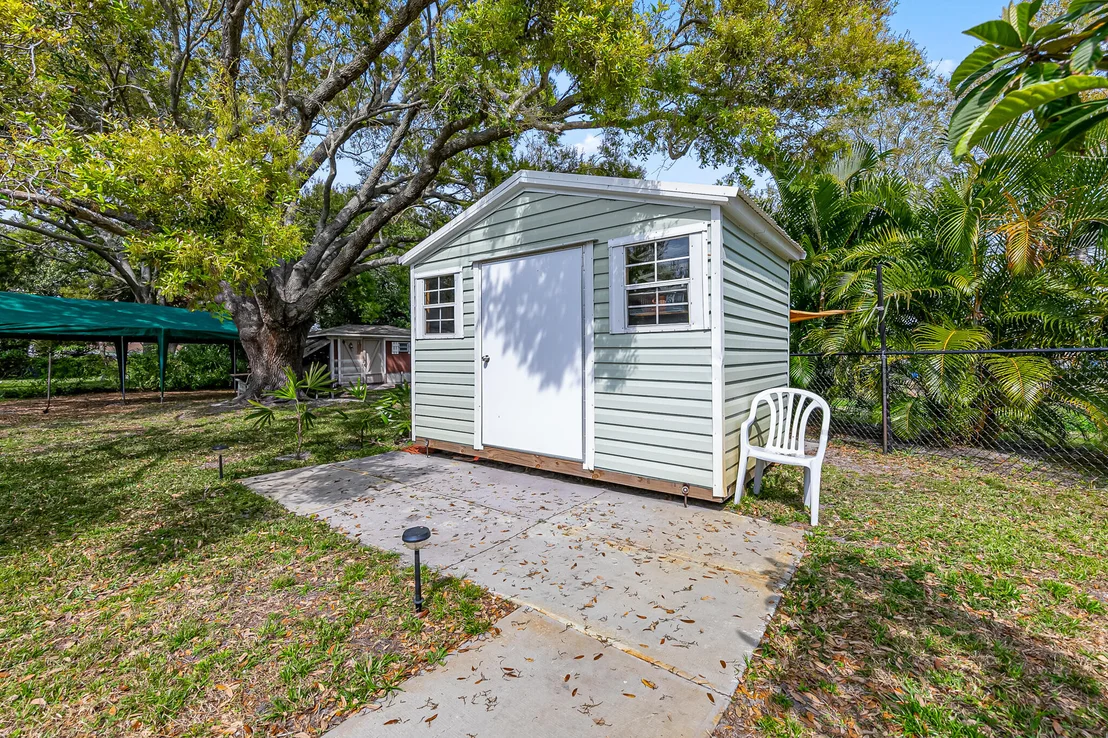 Photo of 1313 Ethel Circle NE