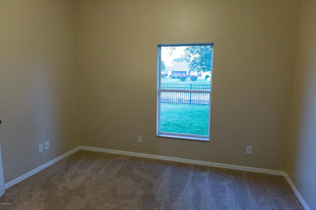 Photo of 1045 Morgan Circle NE