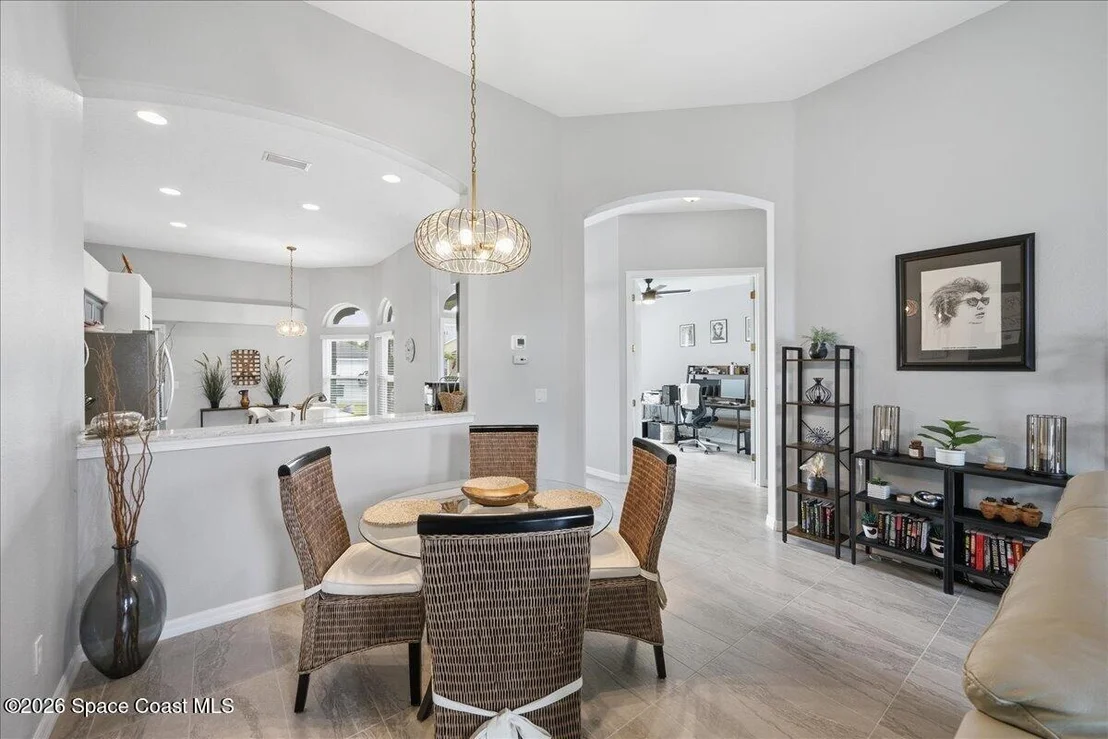 Photo of 4570 Portage Trail