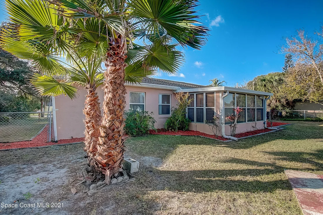 Photo of 960 Brunswick Court