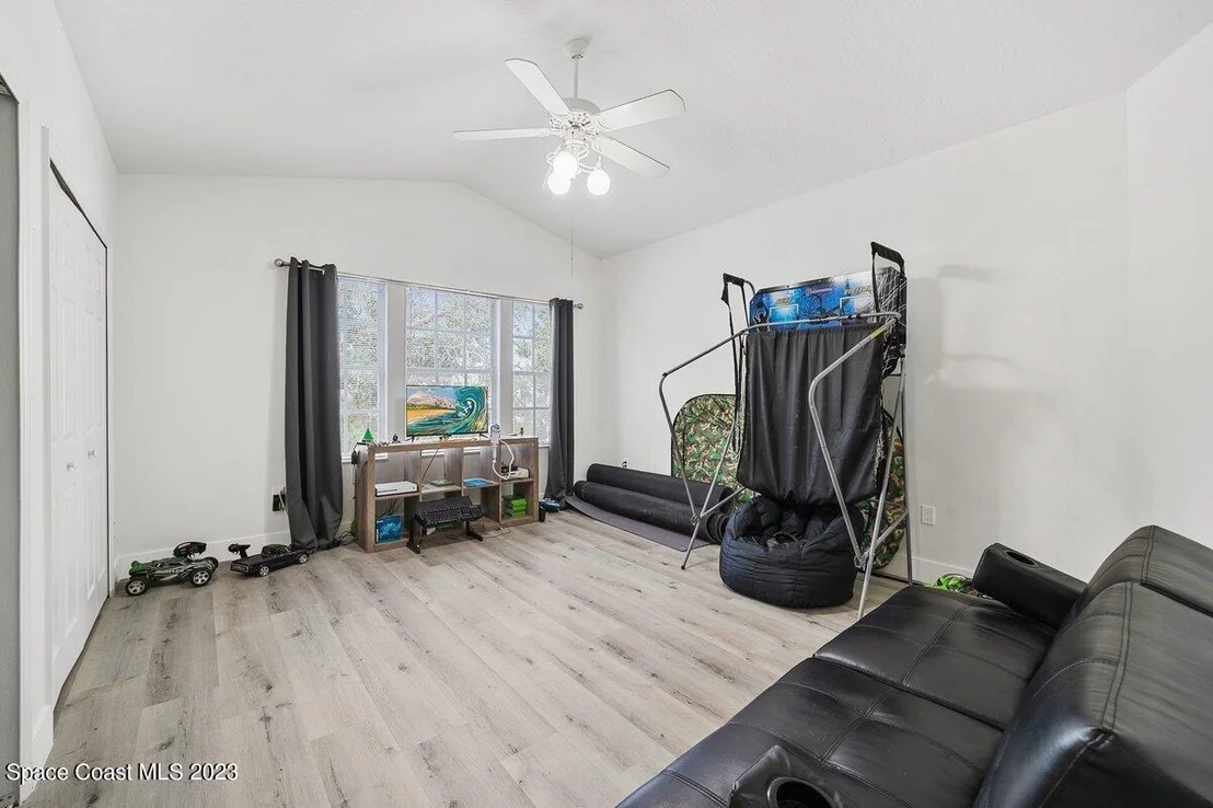 Photo of 2643 Lowell Circle