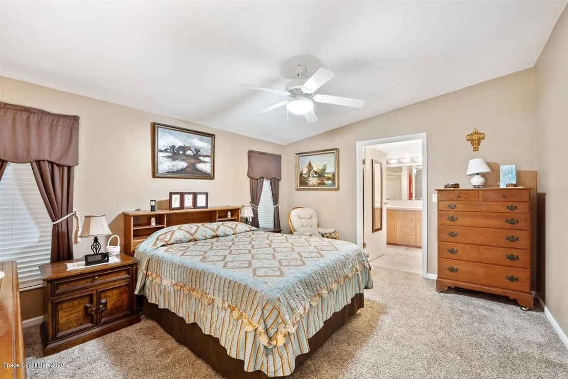 Photo of 345 Outer Drive