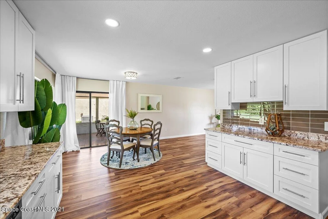 Photo of 1394 Carr Circle NE