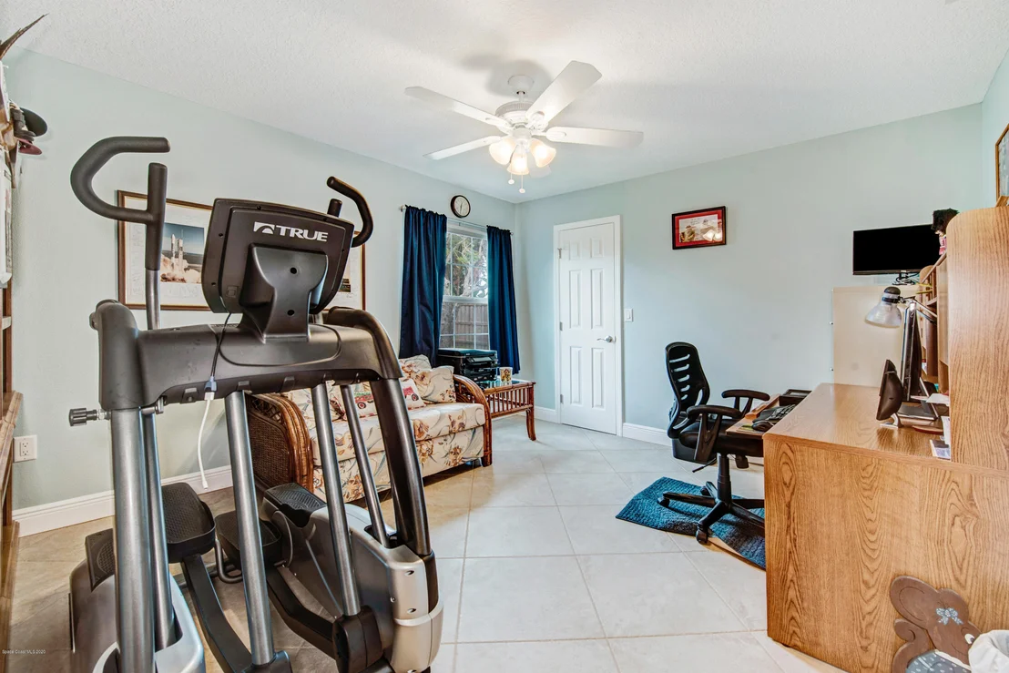 Photo of 1236 Walnut Grove Way