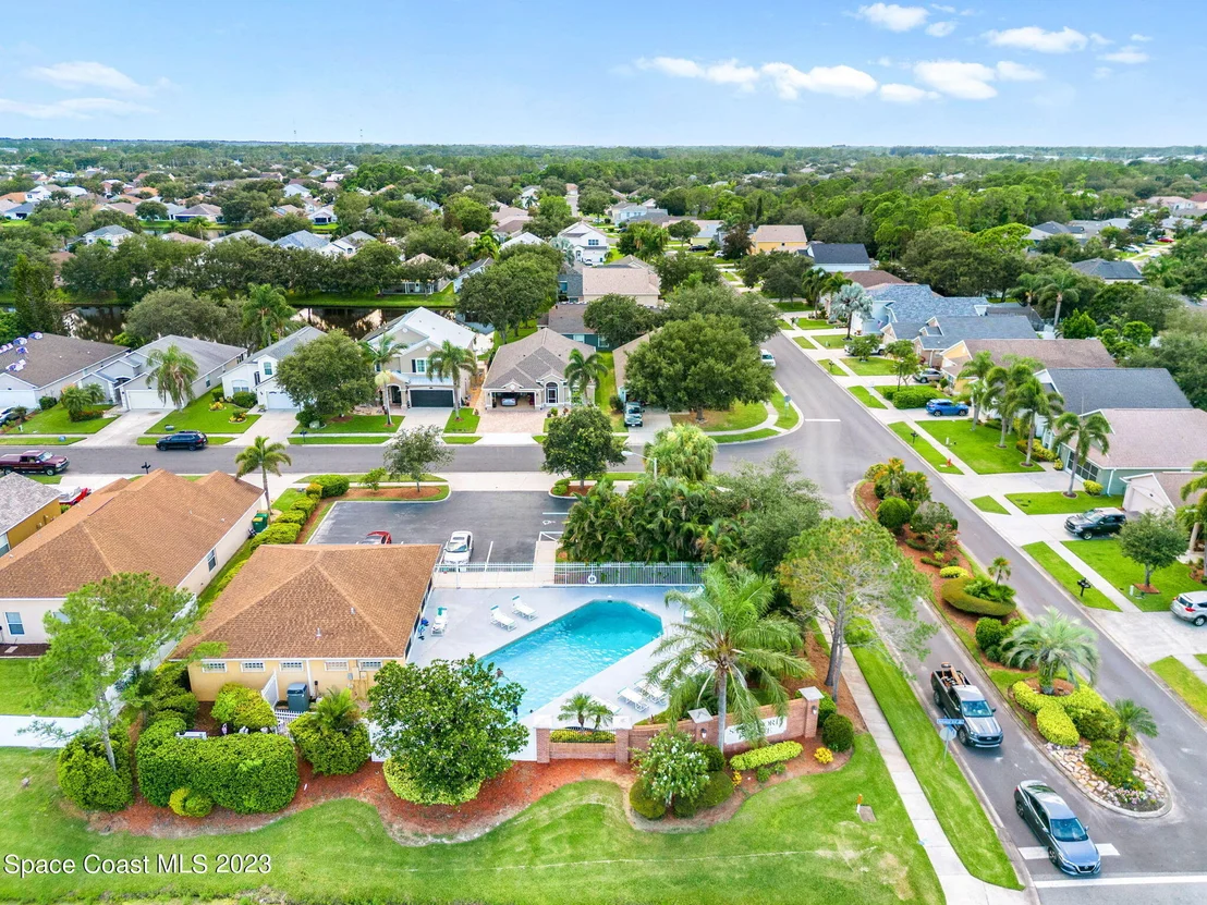 Photo of 2060 Stratford Pointe Drive