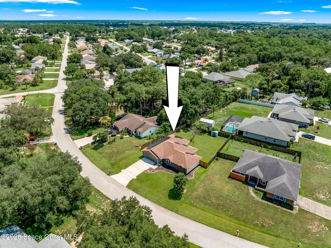 Photo of 606 Seven Gables Circle SE