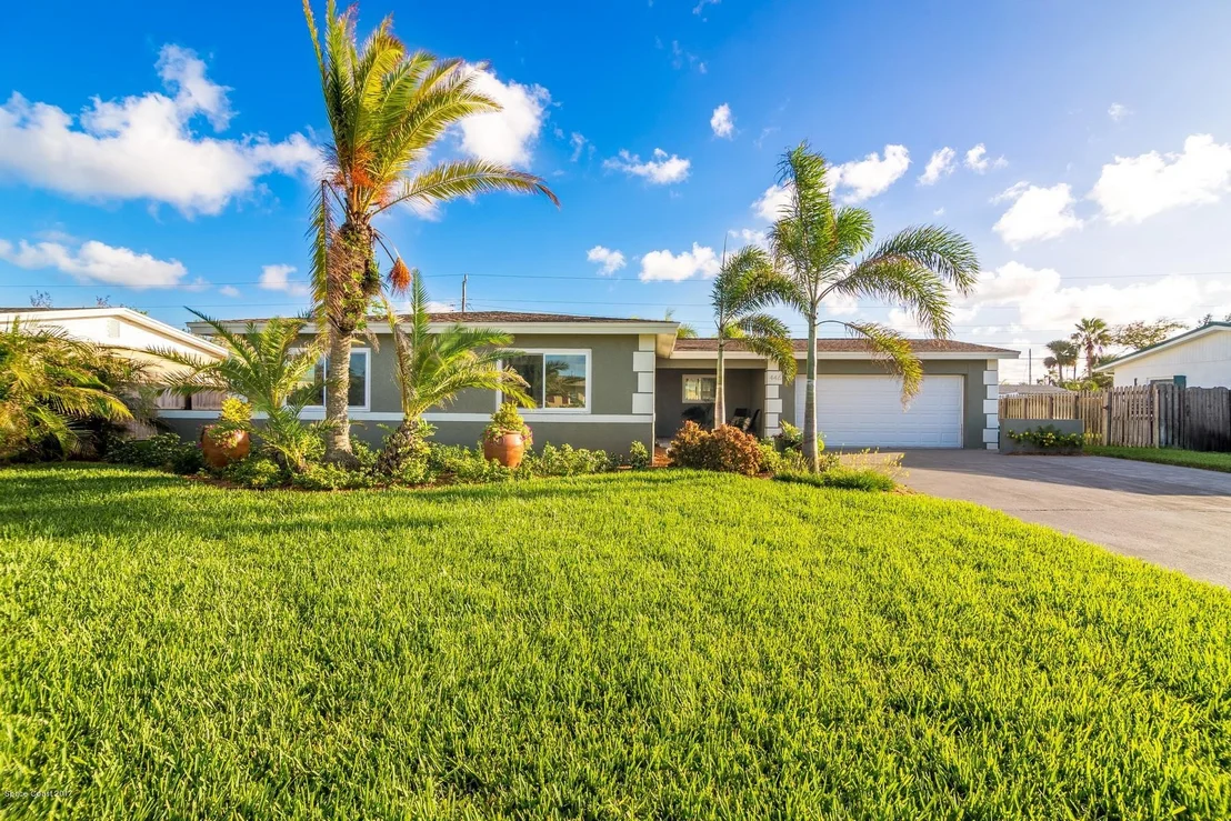 Photo of 446 N Neptune Drive