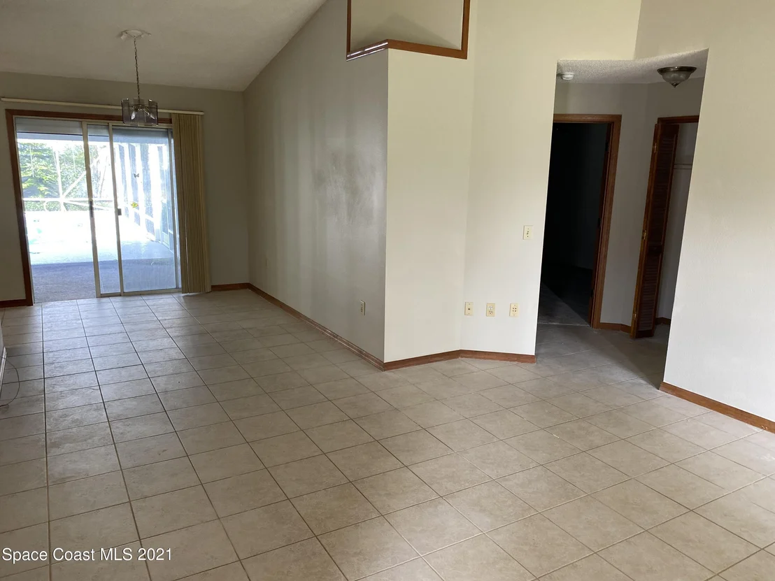 Photo of 6446 Cable Avenue