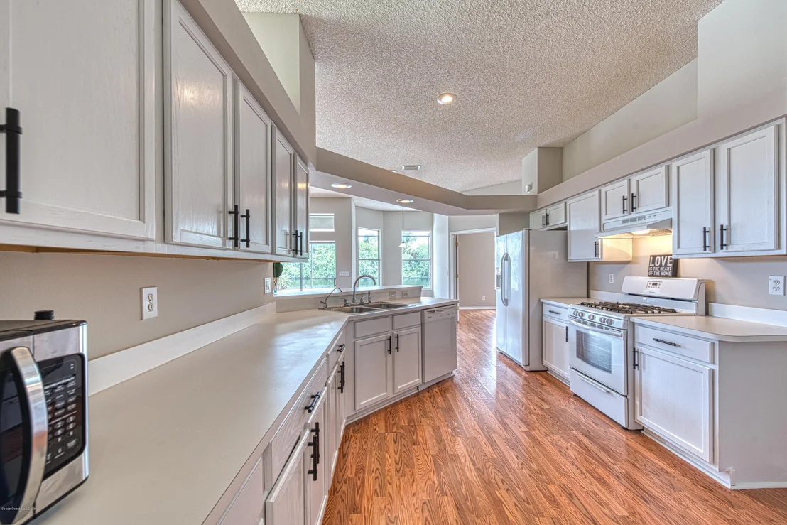 Photo of 8023 Bracken Lane
