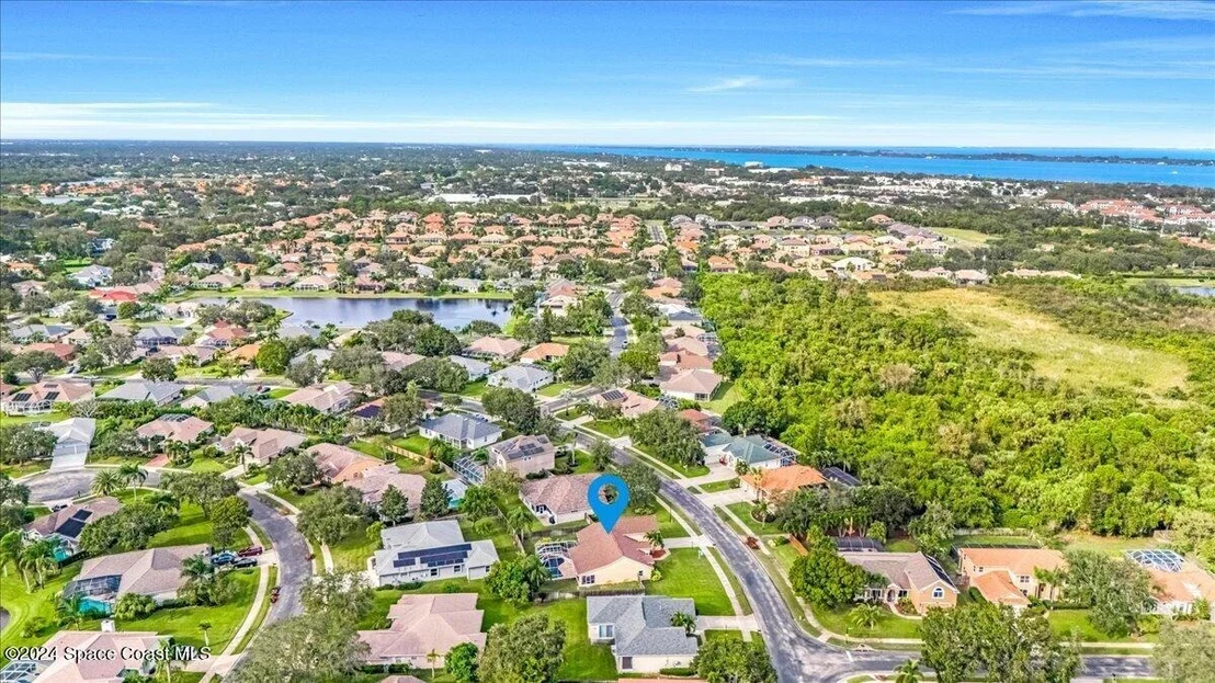 Photo of 6018 Newbury Circle
