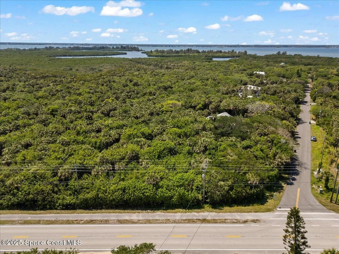 Photo of 101 Seagrape Road