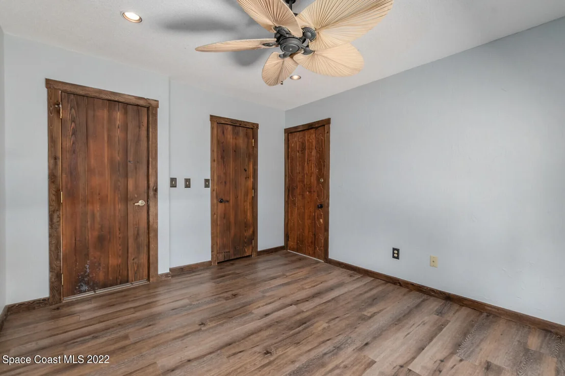 Photo of 140 9th Avenue