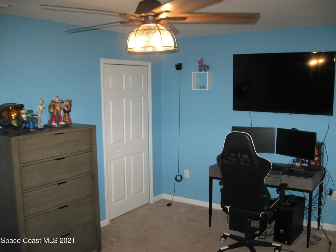 Photo of 451 Trymore Drive SE