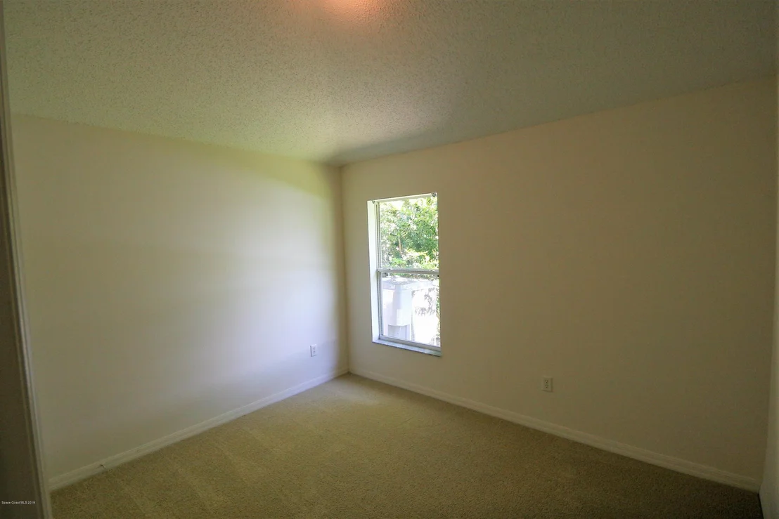 Photo of 1433 Hemingway Boulevard